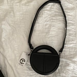 Black crossbody small purse *dupe*